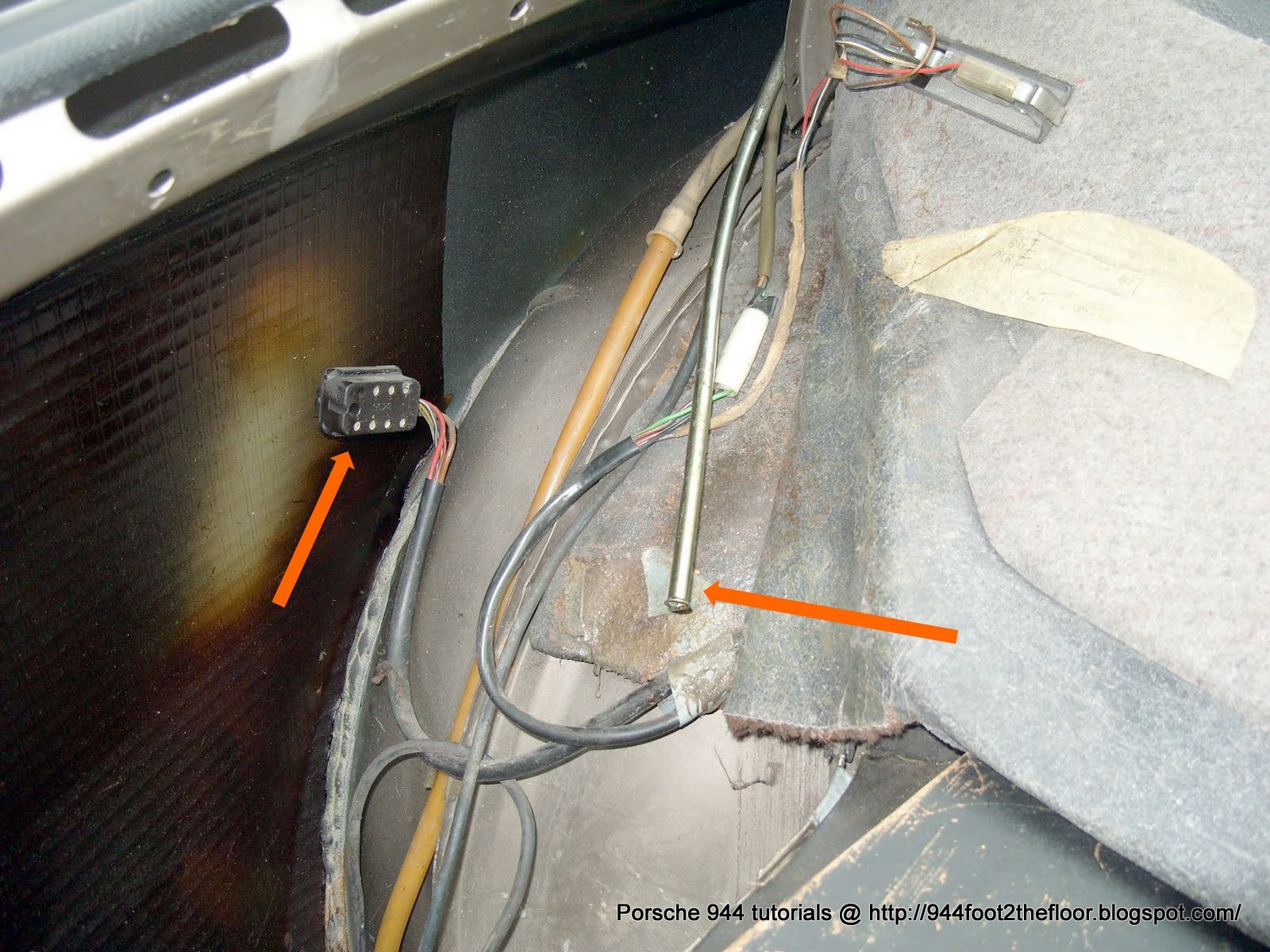 944 Foot To The Floor How to repair sunroof on a Porsche 944 (Square